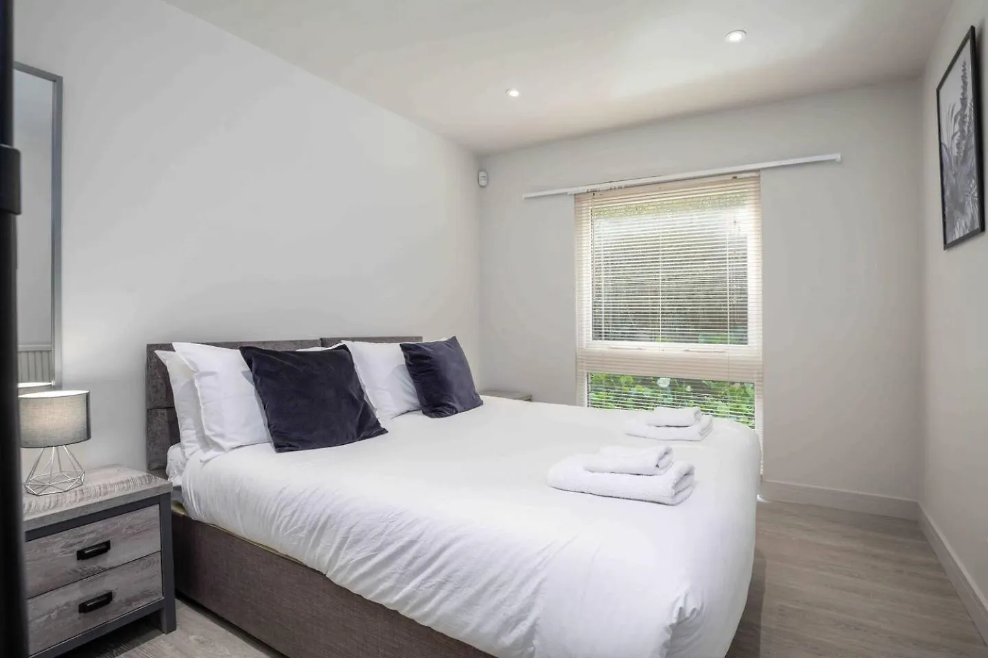 3 Bedroom Bungalow Close To Peak District With Garden シェフィールド