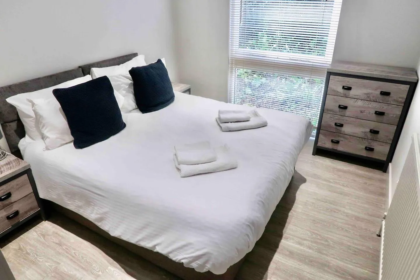 3 Bedroom Bungalow Close To Peak District With Garden シェフィールド 0*,